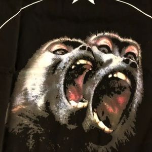 Men’s Givenchy T shirt